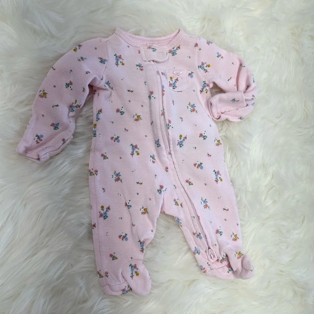 5/$30 Carter’s Newborn Zip Footies Baby Girl​